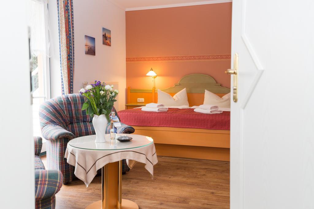 Hotel Garni Am Deich 징스트 객실 사진