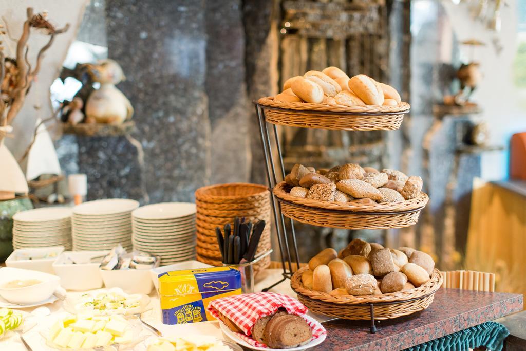 Hotel Garni Am Deich 징스트 외부 사진
