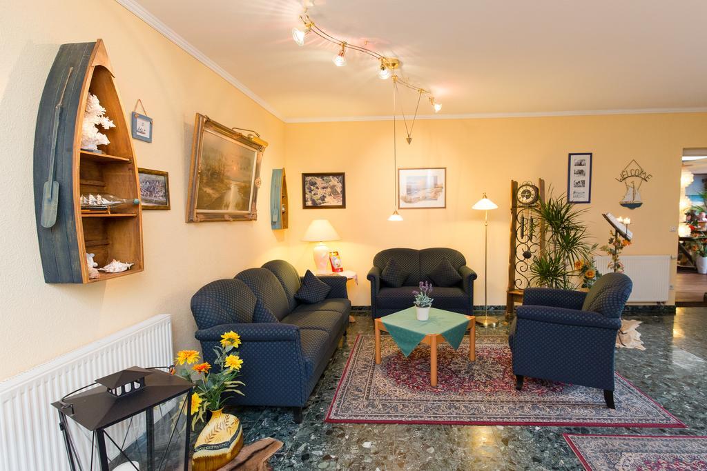 Hotel Garni Am Deich 징스트 외부 사진
