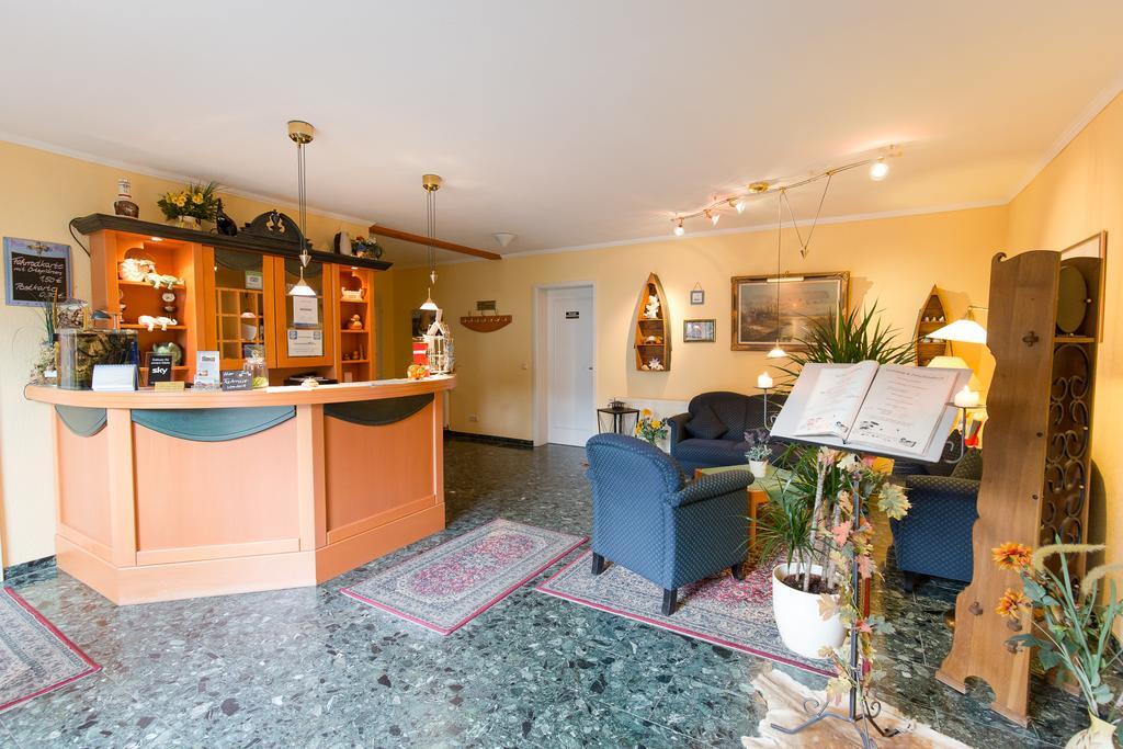 Hotel Garni Am Deich 징스트 외부 사진