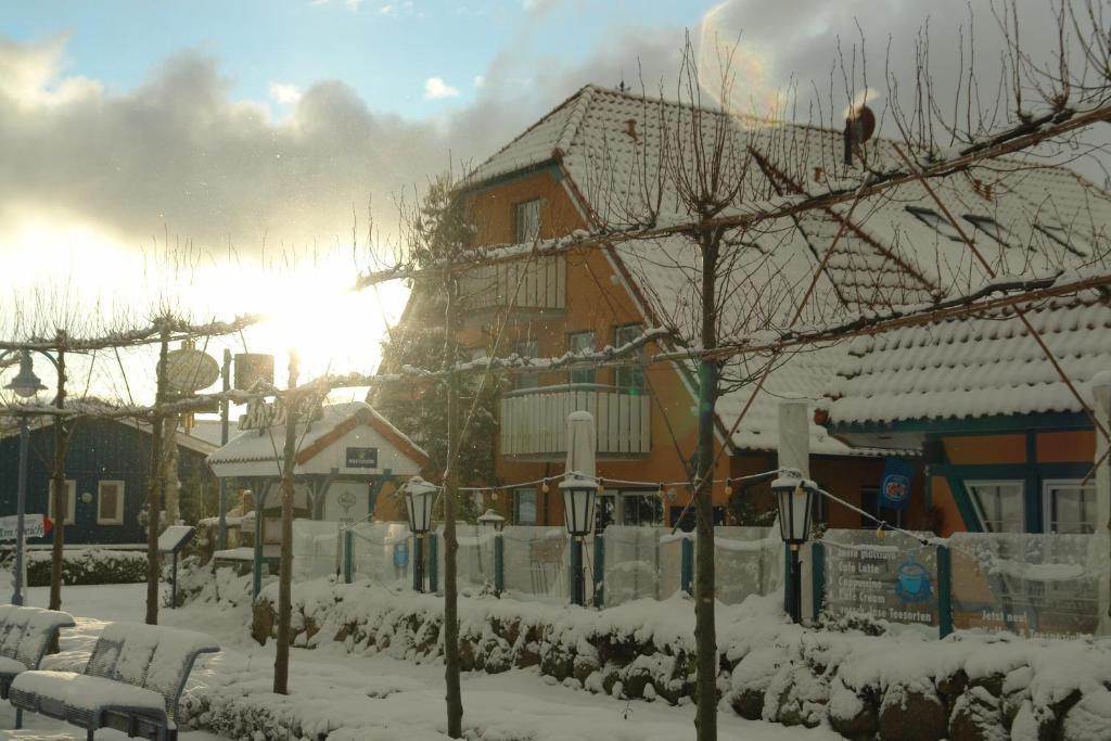 Hotel Garni Am Deich 징스트 외부 사진